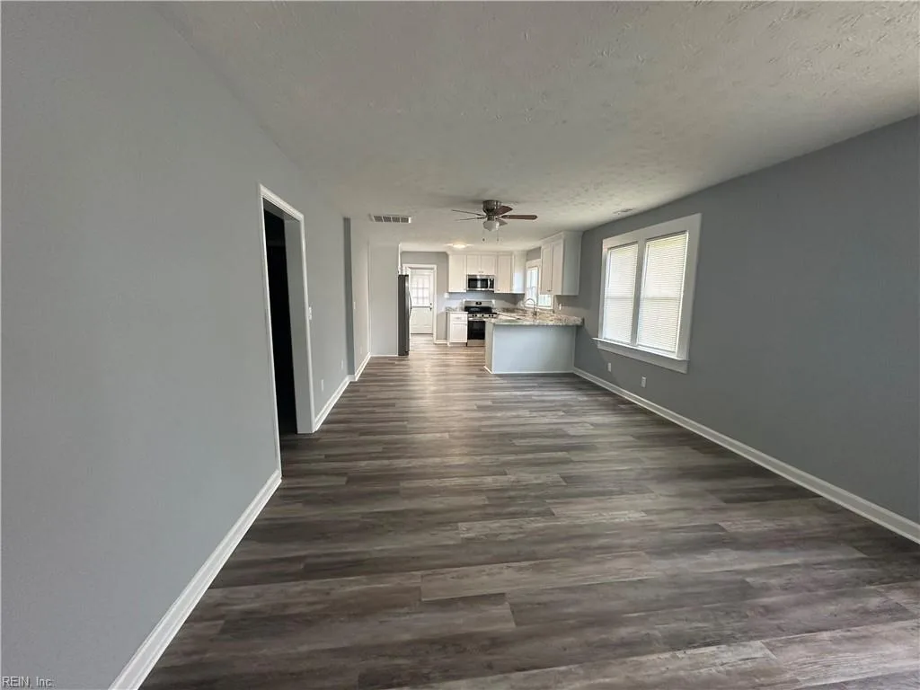 26 Woodland RD, HAMPTON VA 23663 thumb 10