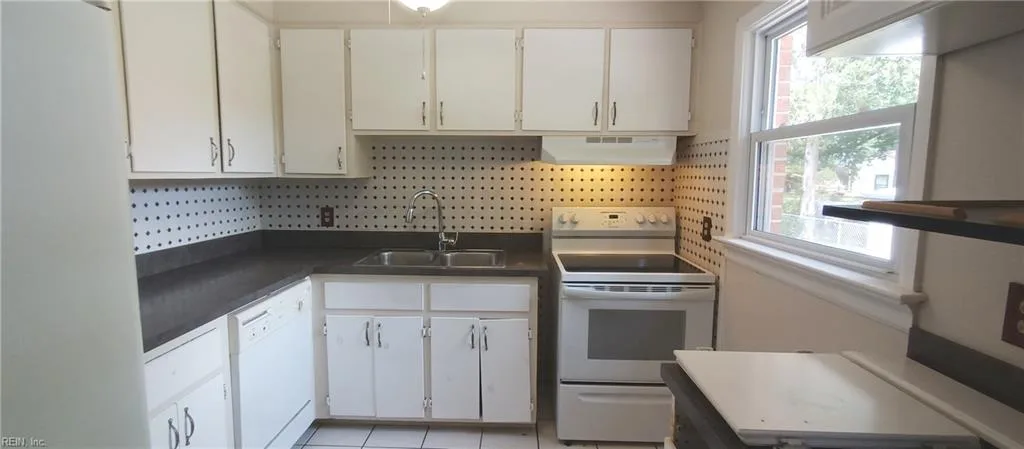 329 DE LAURA DR, NEWPORTNEWS VA 23608 thumb 7