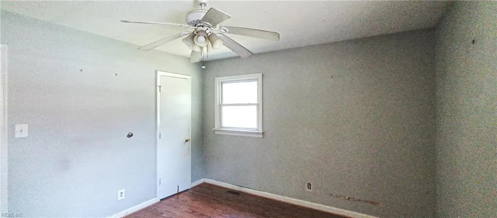 329 DE LAURA DR, NEWPORTNEWS VA 23608 thumb 9