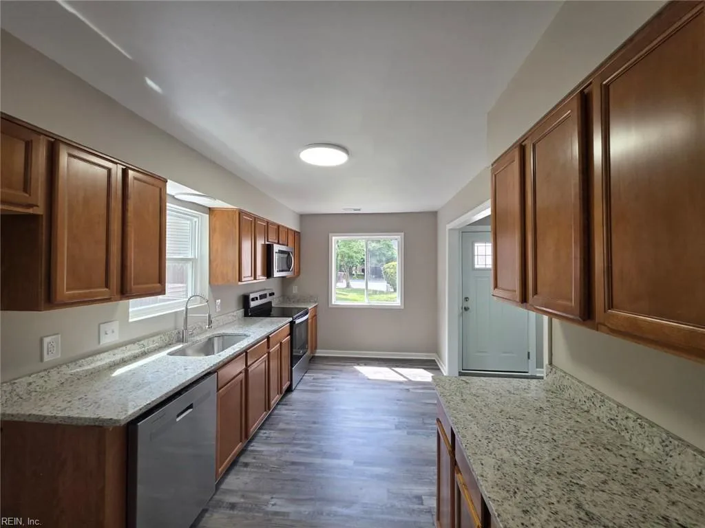 12 Glouchester CIR, CHESAPEAKE VA 23320 thumb 10