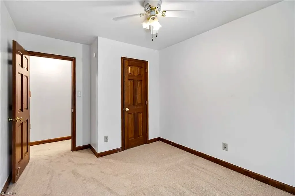 18 COLONIES LNDG, HAMPTON VA 23669 thumb 11