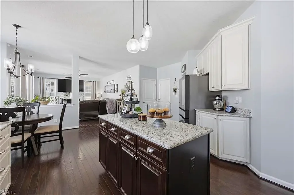 2209 Beeblossom LN, CHESAPEAKE VA 23323 thumb 12