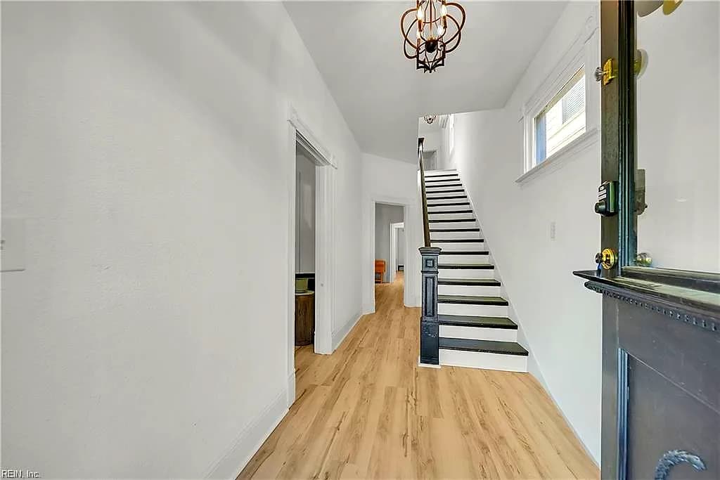 311 W 32nd ST, NORFOLK VA 23508 thumb 6