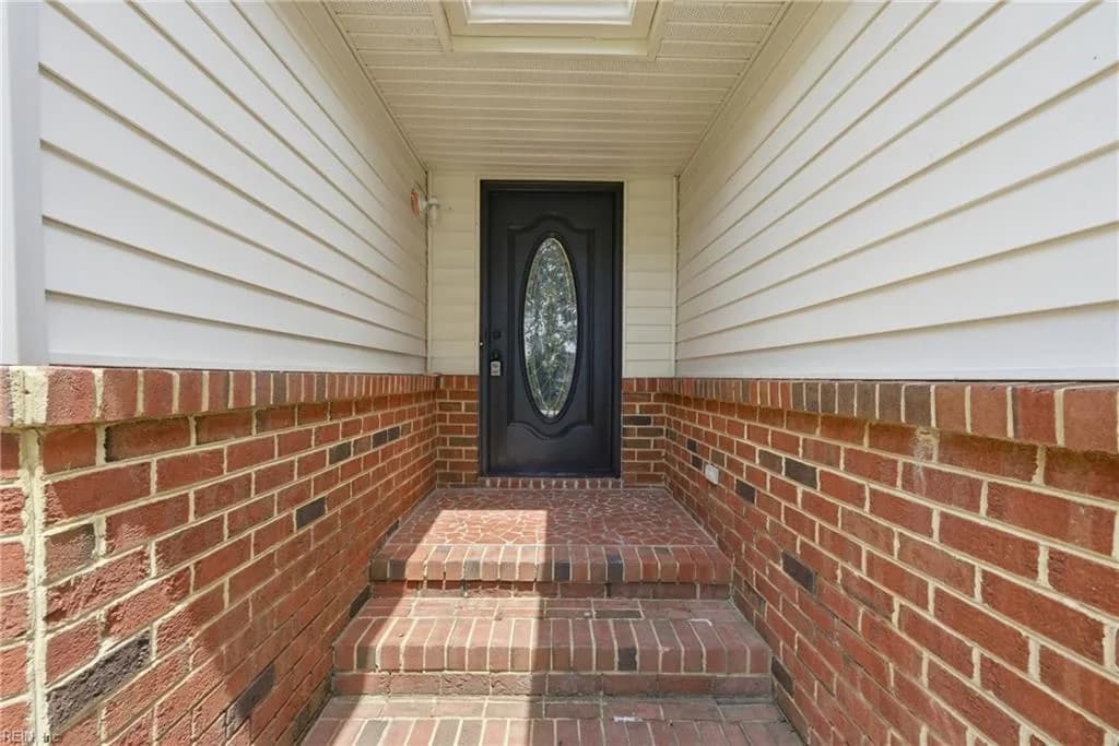 2084 Nansemond PW, SUFFOLK VA 23434 thumb 6