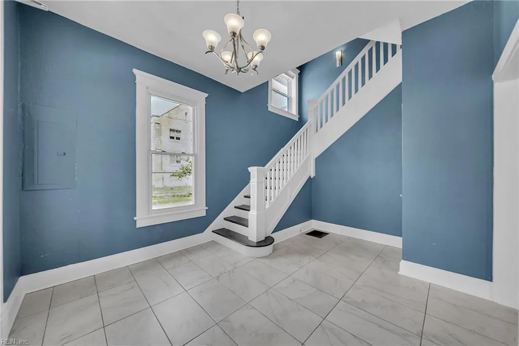 238 W 33rd ST, NORFOLK VA 23504 thumb 7