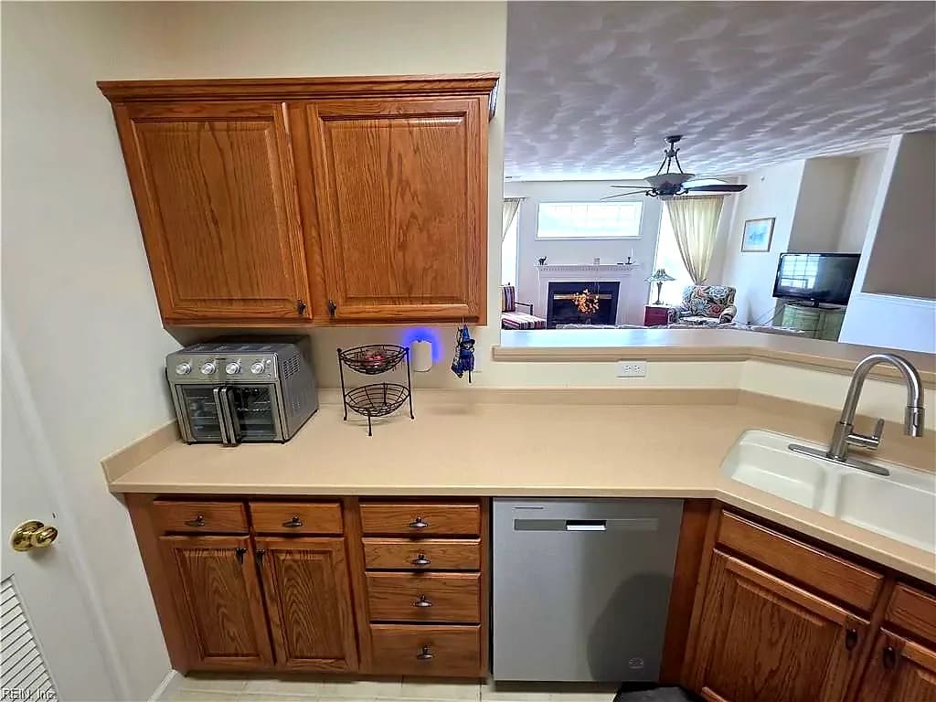2818 Rose Garden WAY, VIRGINIABEACH VA 23456 thumb 11