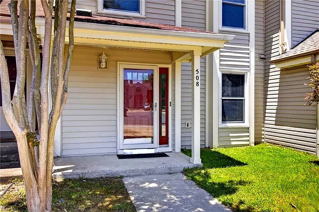 508 Long PT, CHESAPEAKE VA 23322 - Photo 3