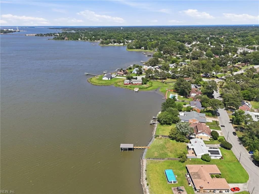 18 Eagle Point RD, HAMPTON VA 23669 thumb 9