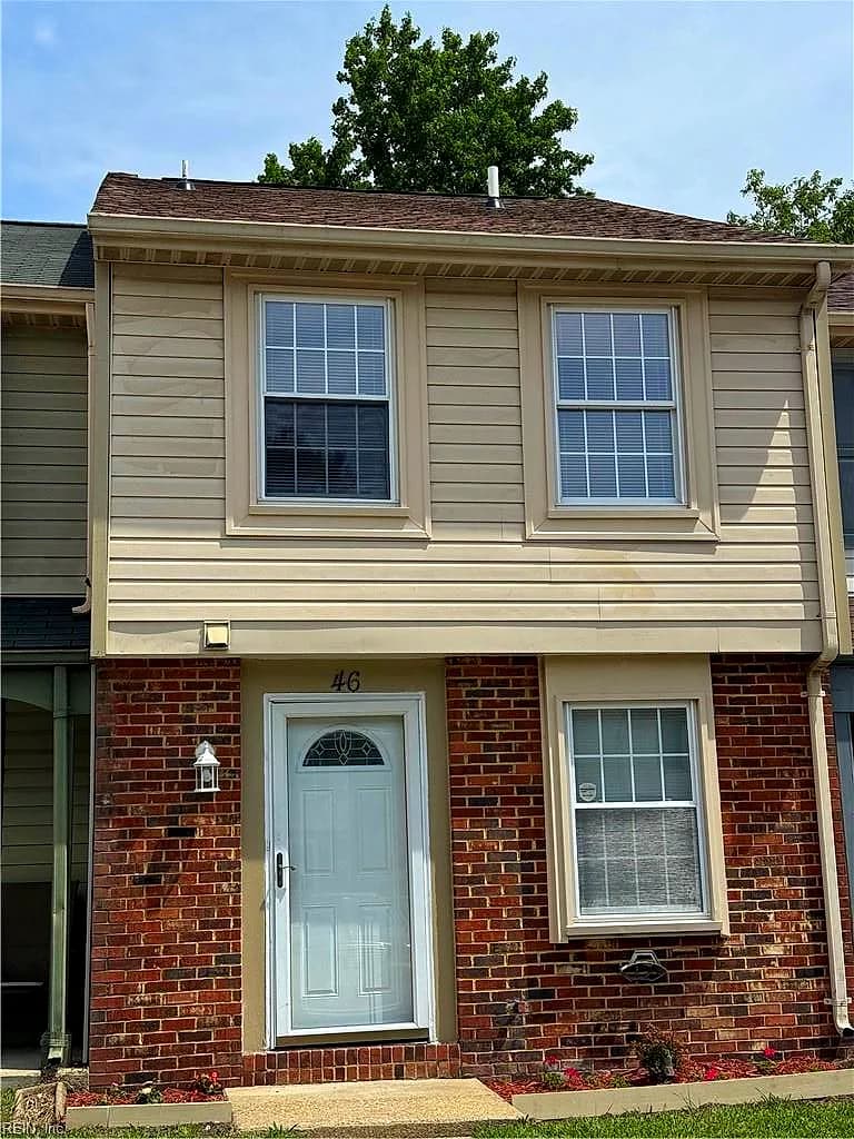 46 Lucinda CT, HAMPTON VA 23666 - Main photo