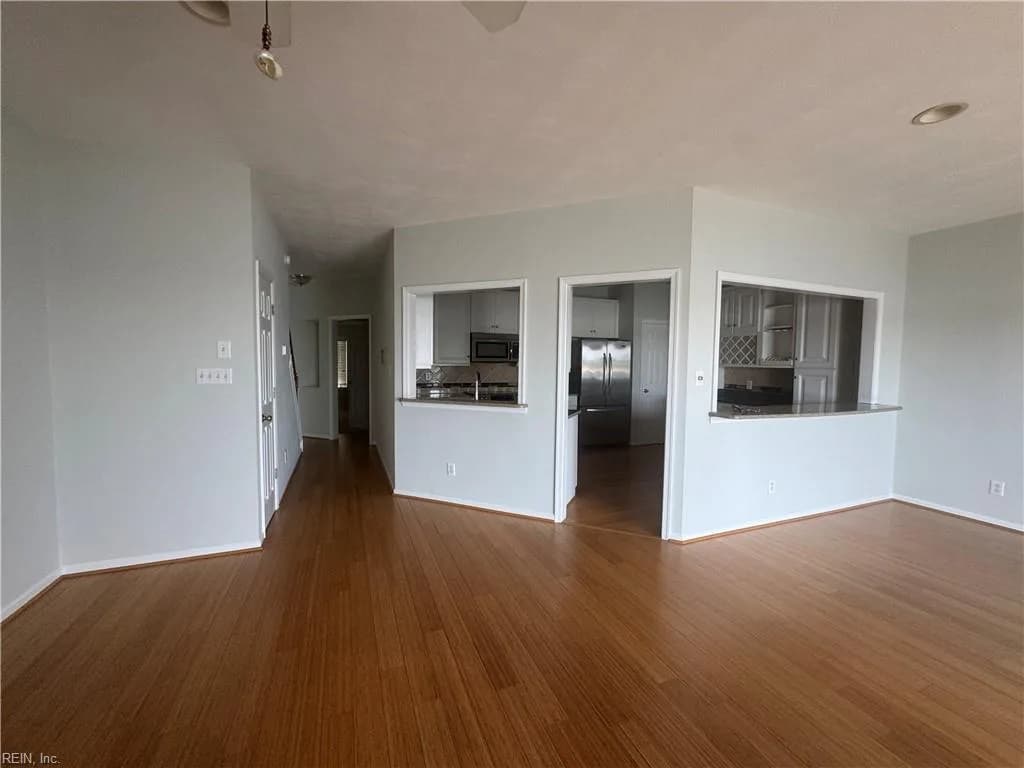 9462 Bay Front DR, NORFOLK VA 23518 thumb 12