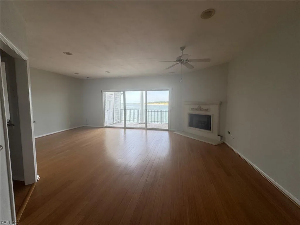 9462 Bay Front DR, NORFOLK VA 23518 thumb 6