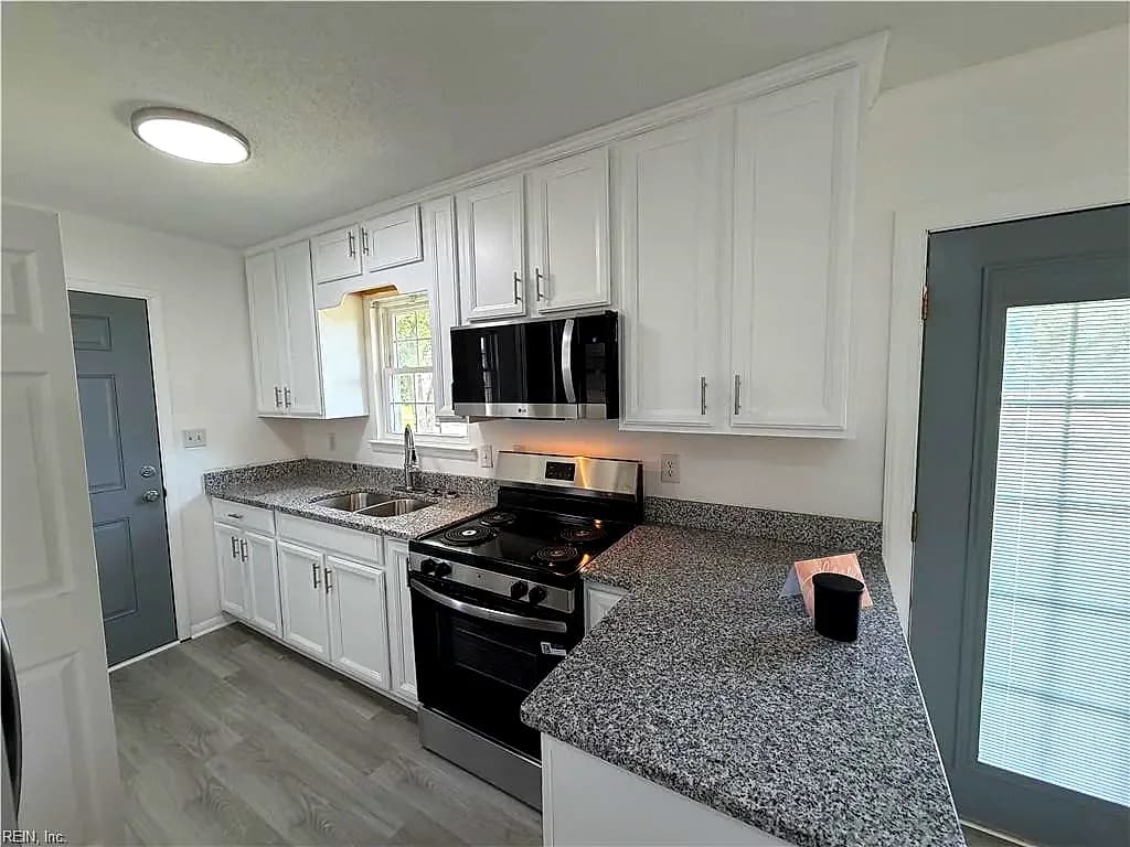 2 Butler Farm RD, HAMPTON VA 23666 thumb 7