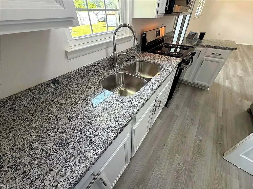 2 Butler Farm RD, HAMPTON VA 23666 thumb 10