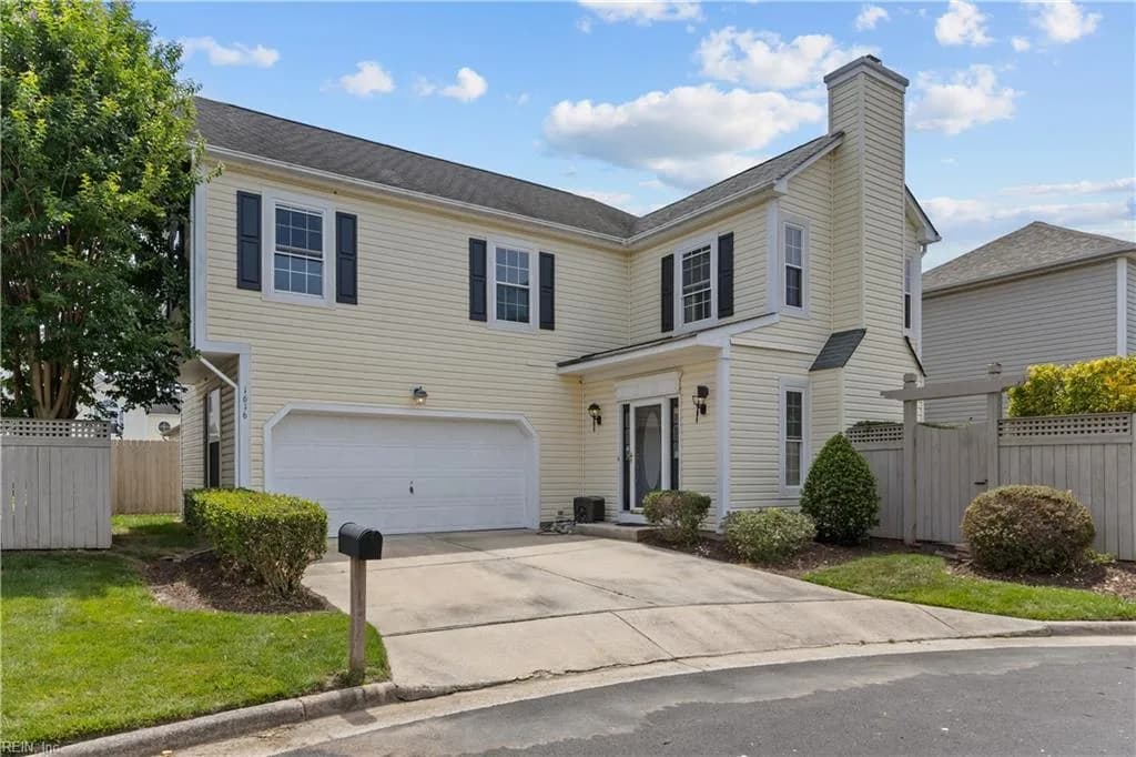 1616 Woodstock CT, CHESAPEAKE VA 23320 - Main photo