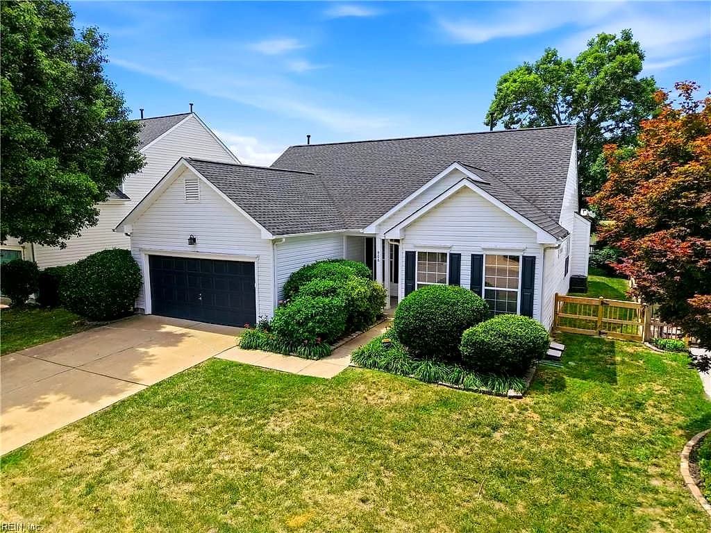 906 Hanson DR, NEWPORTNEWS VA 23602 - Photo 4