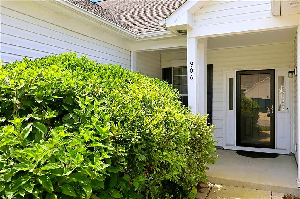 906 Hanson DR, NEWPORTNEWS VA 23602 thumb 6