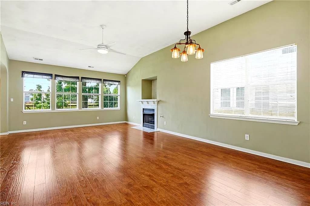 906 Hanson DR, NEWPORTNEWS VA 23602 thumb 8