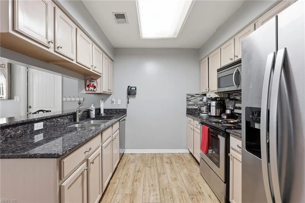 1317 Eagles Trace Path NONE #E, CHESAPEAKE VA 23320 thumb 12
