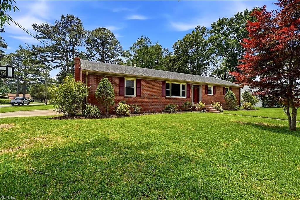 5825 Barberry LN, PORTSMOUTH VA 23703 - Photo 3