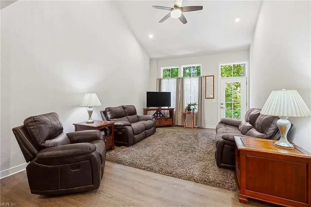 513 Eldridge LN, CHESAPEAKE VA 23323 thumb 12
