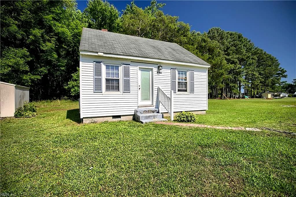 6225 Driftwood LN, GLOUCESTER VA 23061 - Main photo