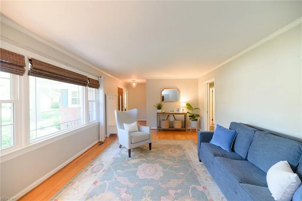 10 Lucerne CIR, NEWPORTNEWS VA 23606 thumb 6