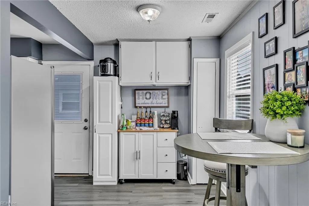 1413 Walnut AVE, CHESAPEAKE VA 23325 thumb 10