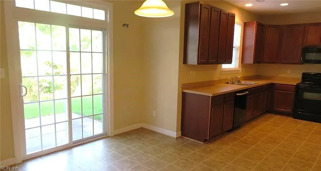 2207 Tuliptree CIR, SUFFOLK VA 23435 thumb 11