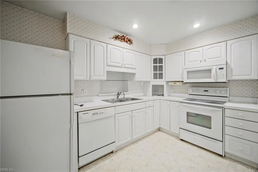 6 Broda CT, PORTSMOUTH VA 23701 thumb 11