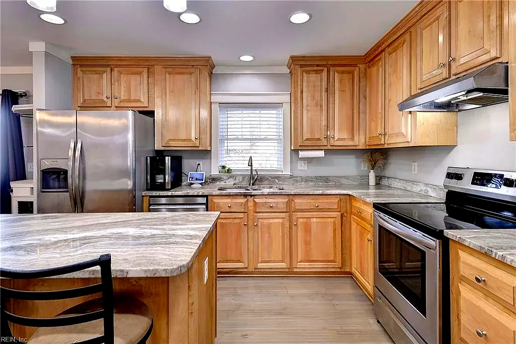 2205 Seaford RD, SEAFORD VA 23696 thumb 11