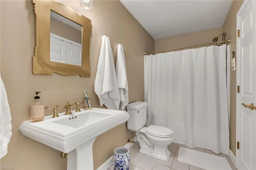 44 Fleetwood CIR, MATHEWS VA 23109 thumb 6