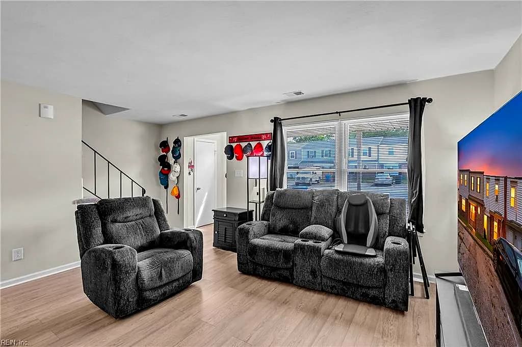 3238 Manor Glenn CT, VIRGINIABEACH VA 23453 thumb 6