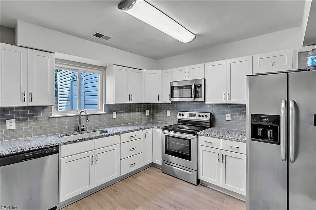 3238 Manor Glenn CT, VIRGINIABEACH VA 23453 thumb 9