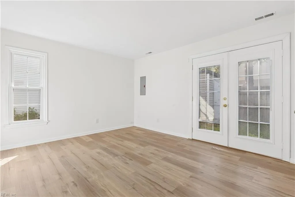 416 Hollomon DR, HAMPTON VA 23666 thumb 9