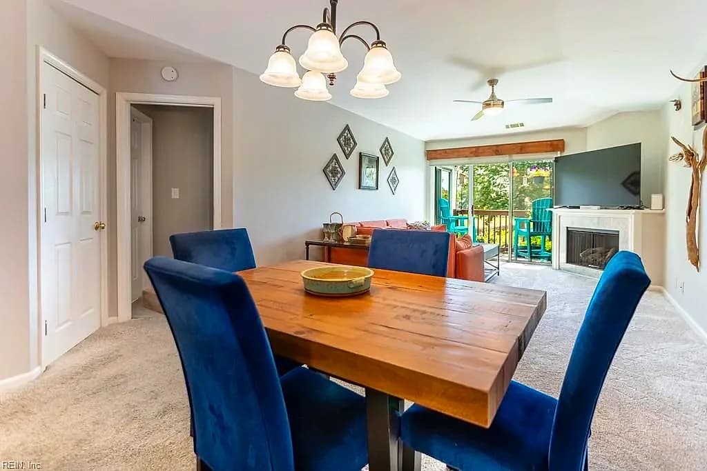 425 Persimmon DR, YORKTOWN VA 23693 thumb 12