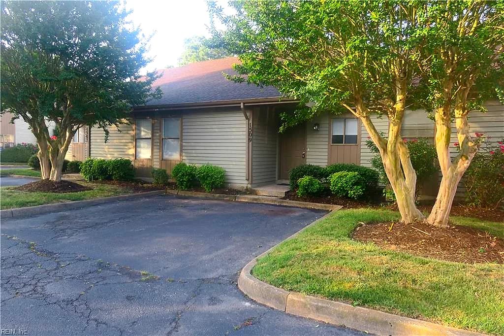 1509 Colonnade DR, VIRGINIA BEACH VA 23451 - Main photo