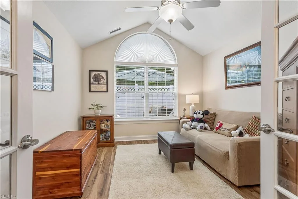 122 Garman LOOP, YORKTOWN VA 23690 thumb 11
