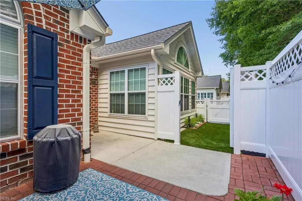 122 Garman LOOP, YORKTOWN VA 23690 thumb 7