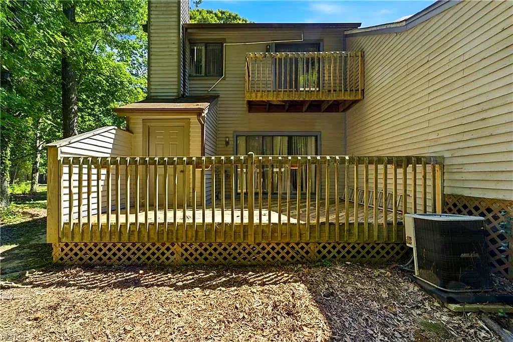112 Inland View DR, NEWPORTNEWS VA 23603 thumb 10