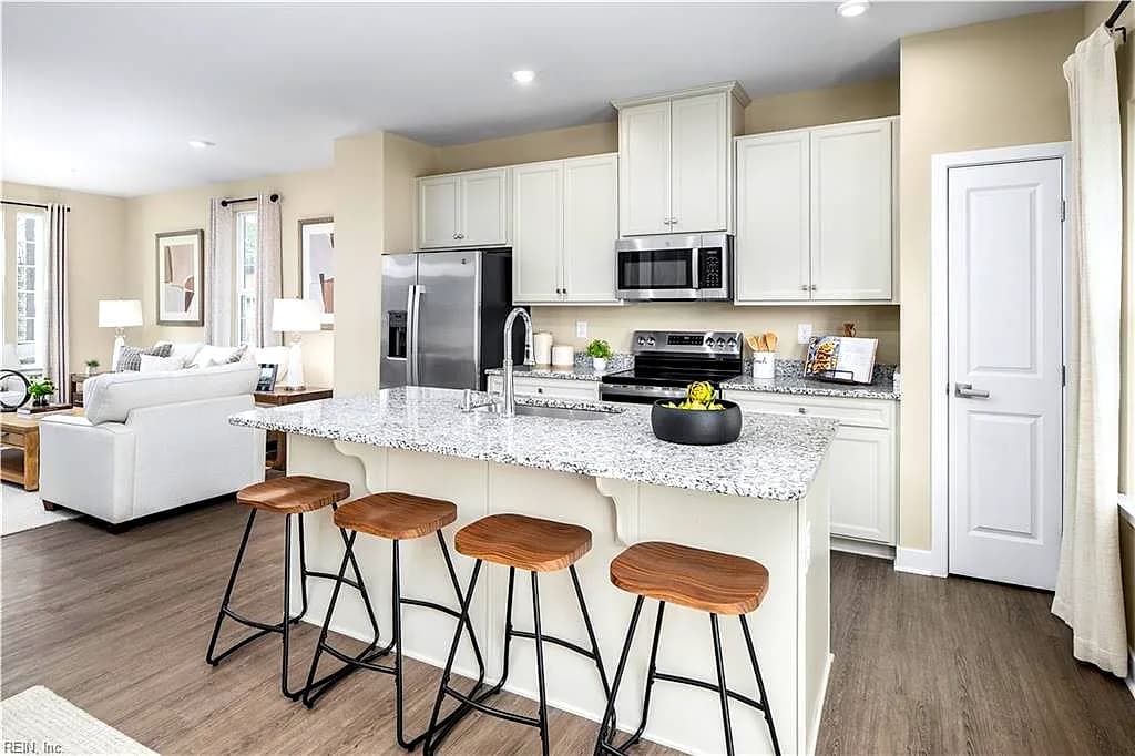 211 Reids Place DR, SUFFOLK VA 23434 thumb 6