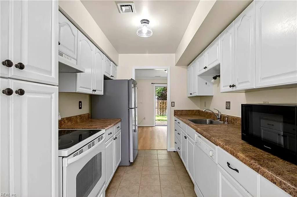 937 Welch CIR, VIRGINIABEACH VA 23452 thumb 8