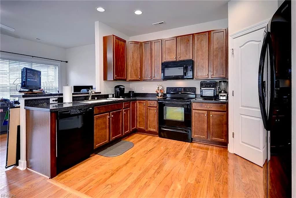 417 Quarterpath RD, WILLIAMSBURG VA 23185 thumb 12