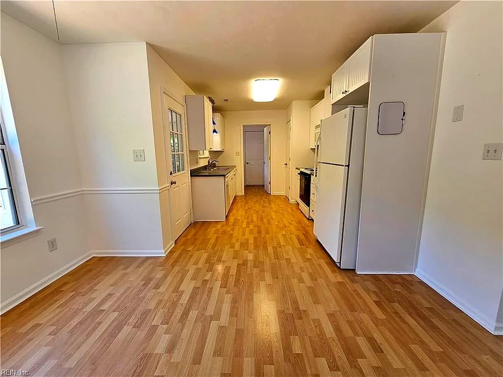 2164 Shipyard RD, CHESAPEAKE VA 23323 thumb 10