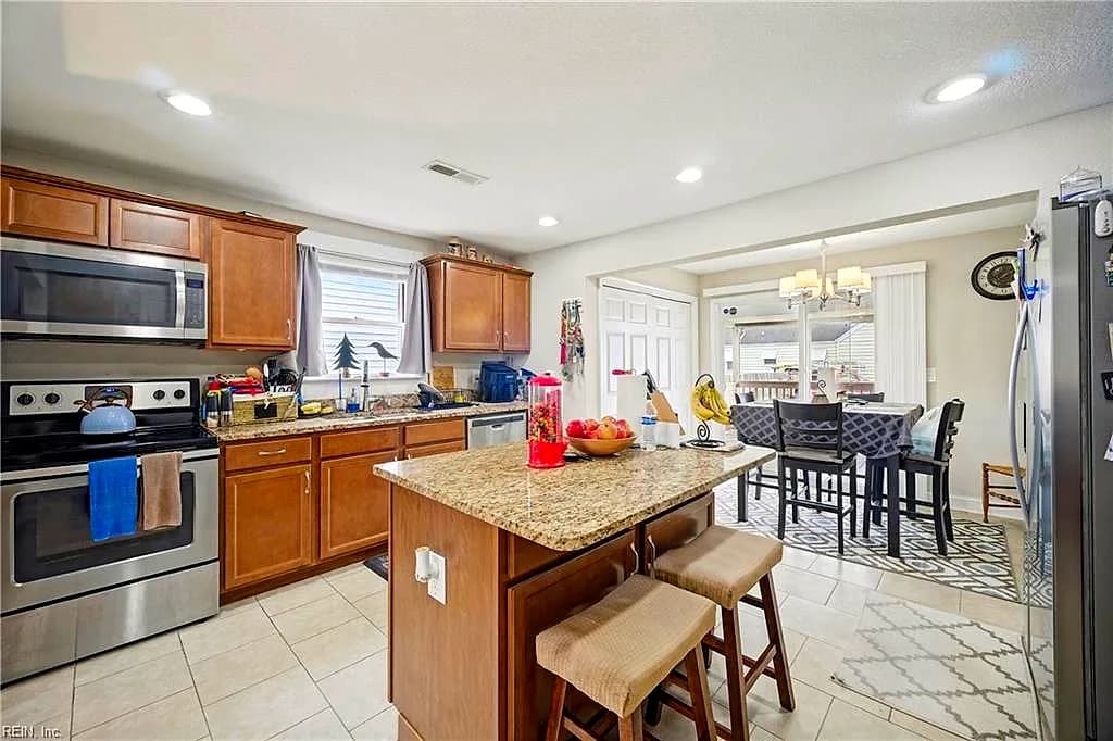 2702 Argonne AVE, NORFOLK VA 23509 thumb 9