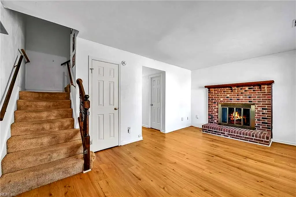 5144 Castle WAY, PORTSMOUTH VA 23703 - Photo 3