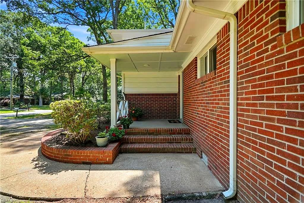 4629 Hermitage RD, VIRGINIA BEACH VA 23455 thumb 6
