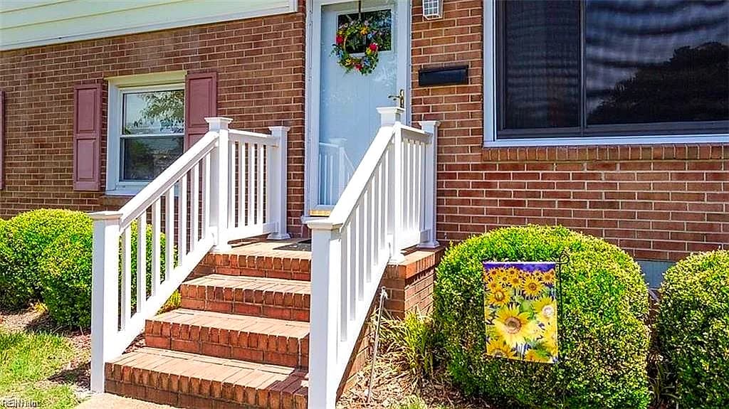 131 Madrid DR, HAMPTON VA 23669 - Photo 4