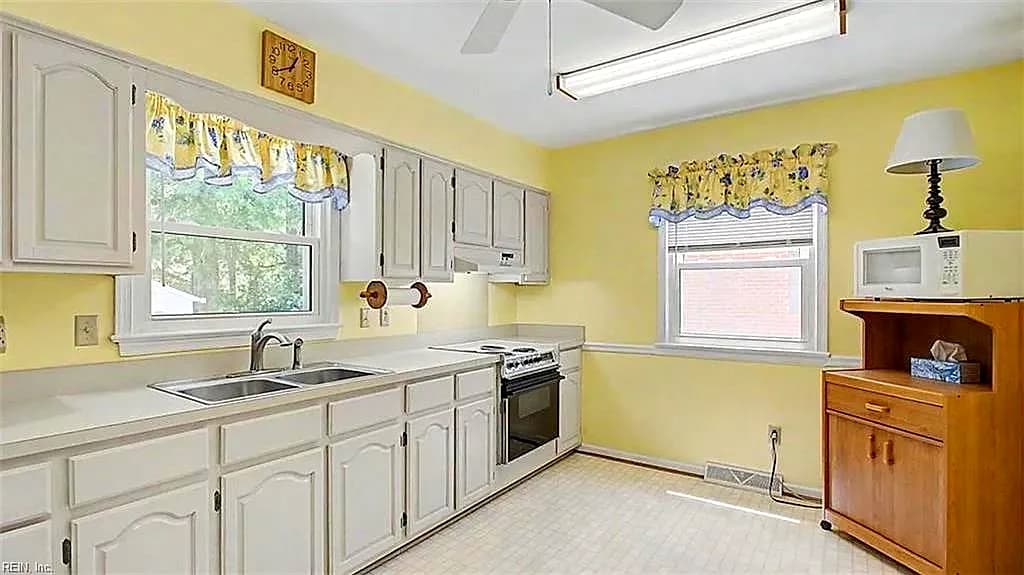 131 Madrid DR, HAMPTON VA 23669 thumb 8