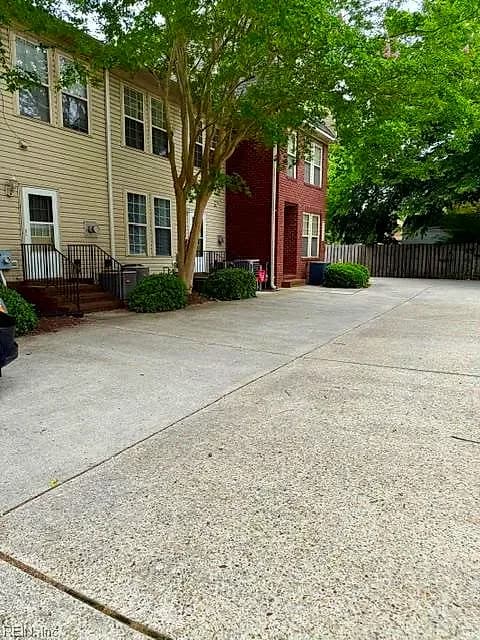 200 Maple AVE #B, NORFOLK VA 23503 - Photo 5