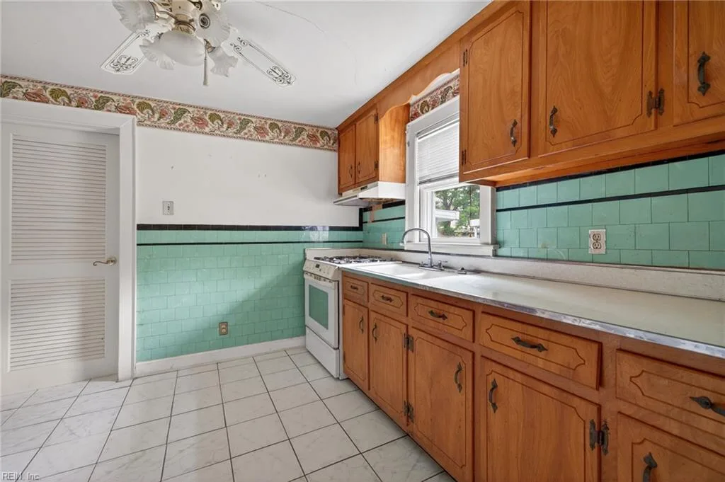 948 Avenue H NONE, NORFOLK VA 23513 thumb 10